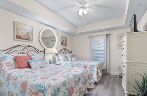 Navarre Beach Condo | Best views in Navarre! 2 BR/2 Bath. Master on gulf!! Great location!!
