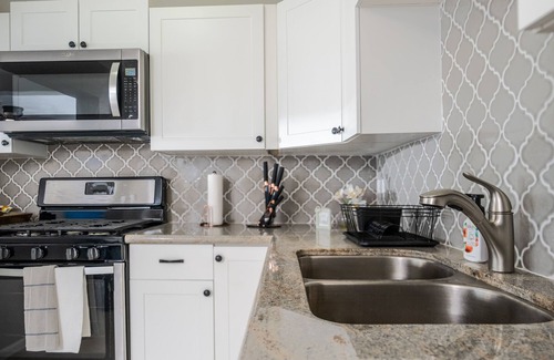 Flag Hill Apartment | Best views of south side St. Thomas