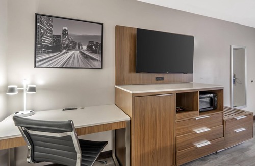 Inglewood Hotel | Best Western Airport Plaza Inn Hotel – Los Angeles LAX