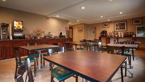 Jackson Hotel | Best Western Amador Inn