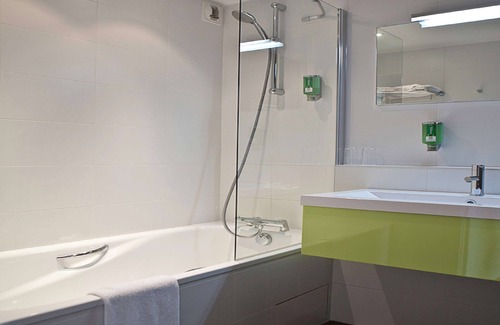 Aix-les-Bains Hotel | Best Western Aquakub