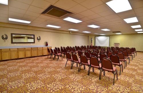 Branson West Hotel | Best Western Branson Inn and Conference Center