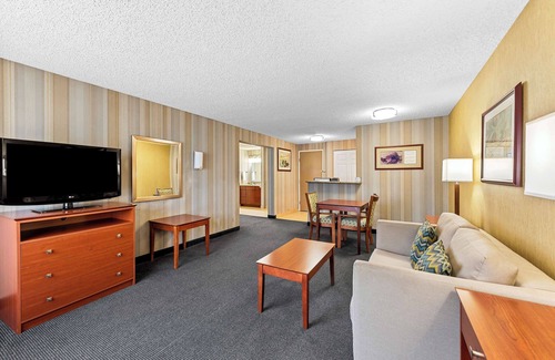 Port Gardner Hotel | Best Western Cascadia Inn