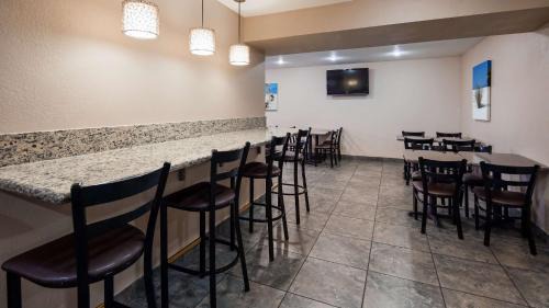 Ehrenberg Hotel | Best Western Desert Oasis
