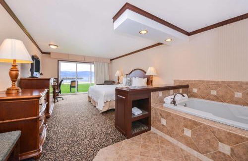 Sandpoint Hotel | Best Western Edgewater Resort