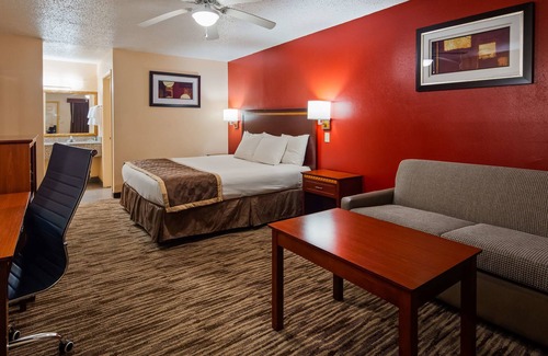 Marshall Hotel | Best Western Executive Inn
