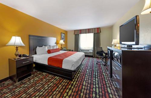 Moore Hotel | Best Western Greentree Inn & Suites