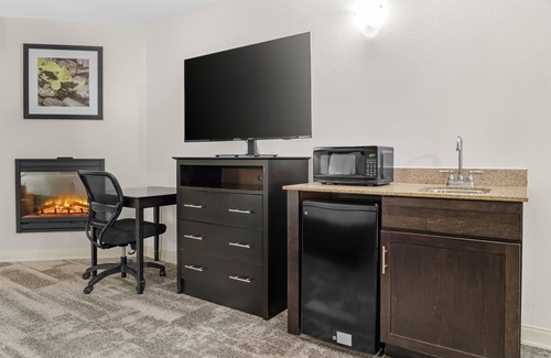 Ludington Hotel | Best Western Lakewinds
