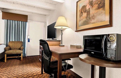 Rock Springs Hotel | Best Western Outlaw Inn
