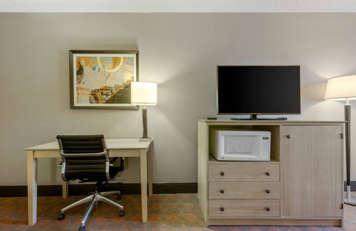 Artesia Hotel | Best Western Pecos Inn