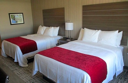 La Crescent Hotel | Best Western Plus at La Crescent Event Center