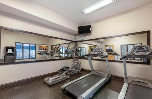 Albert Lea Hotel | Best Western Plus Albert Lea I-90/I-35 Hotel