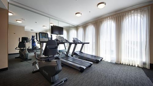Delthorne Hotel | Best Western PLUS Avita Suites