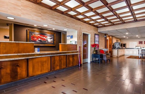 Monticello Hotel | Best Western Plus Brandywine Inn & Suites