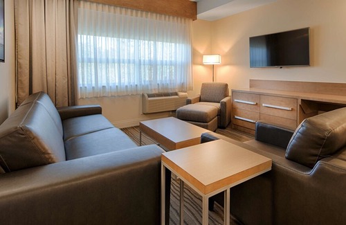 Fort McMurray Hotel | Best Western Plus Sawridge Suites