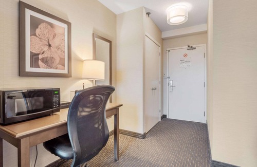 Niagara Falls Hotel | Best Western Plus Cairn Croft Hotel
