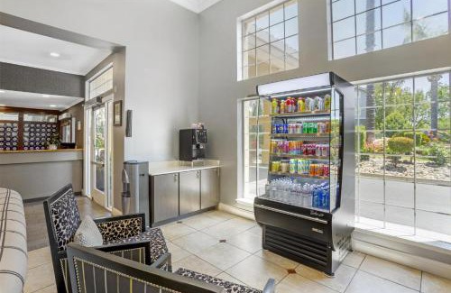 Dixon Hotel | Best Western Plus Dixon Davis