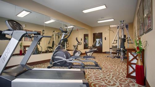 Wichita Hotel | Best Western Plus Eastgate Inn & Suites