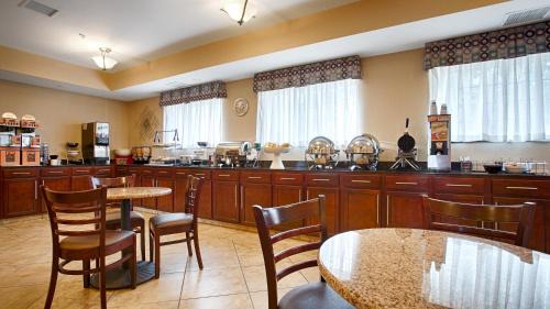 Wichita Hotel | Best Western Plus Eastgate Inn & Suites
