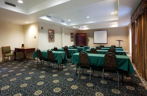 Sulphur Hotel | Best Western Plus Executive Hotel & Suites