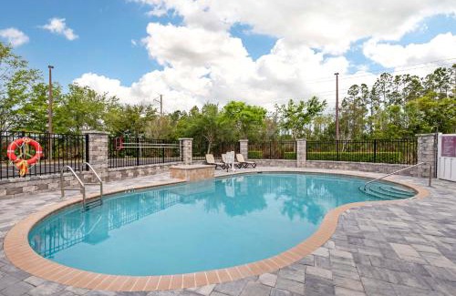 Yulee Hotel | Best Western Plus First Coast Inn and Suites