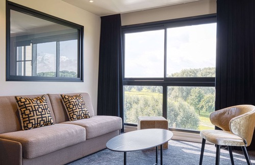 Anzin-Saint-Aubin Hotel | Best Western Plus Le Fairway Hotel & Spa Golf d'Arras
