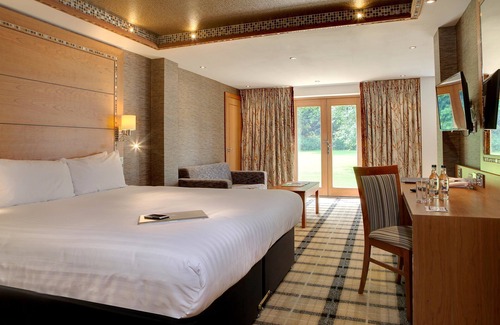 London Borough of Harrow Hotel | Best Western Plus Grim's Dyke Hotel
