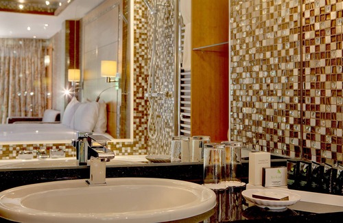 London Borough of Harrow Hotel | Best Western Plus Grim's Dyke Hotel