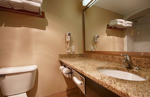 Point Edward Hotel | Best Western Plus Guildwood Inn