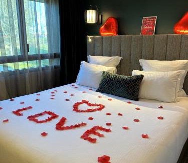 Bois-Guillaume Hotel | Best Western Plus Le Conquerant Rouen Nord