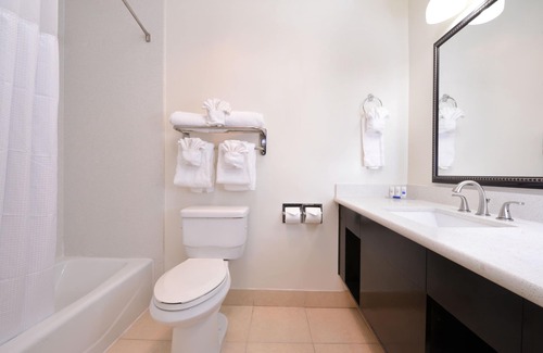 Wilshire Center Hotel | Best Western Plus LA Mid Town Hotel