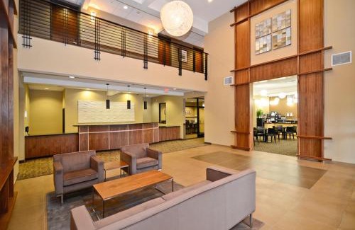 Lacey Hotel | Best Western Plus Lacey Inn & Suites