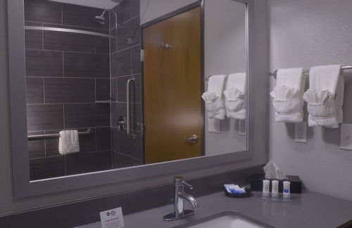 Lampasas Hotel | Best Western Plus Lampasas Inn & Suites