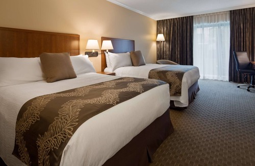 Highland Hotel | Best Western Plus Lamplighter Inn & Conference Centre