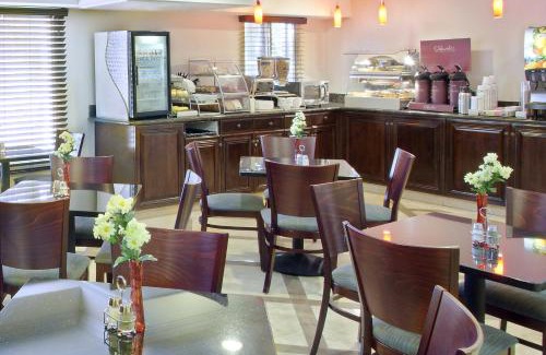 Lantern District Hotel | Best Western Plus Marina Shores Hotel