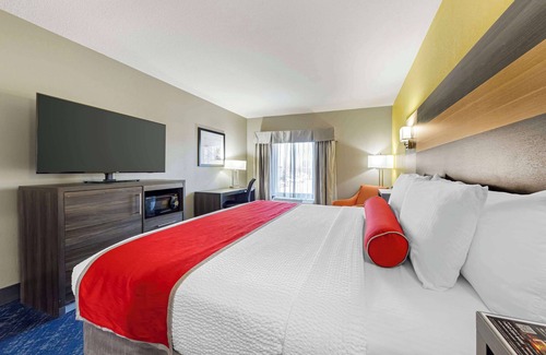 Midwest City Hotel | Best Western Plus Midwest City Inn & Suites
