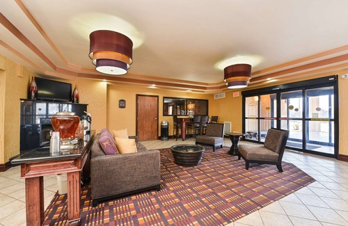 Salina Hotel | Best Western Plus Midwest Inn & Suites