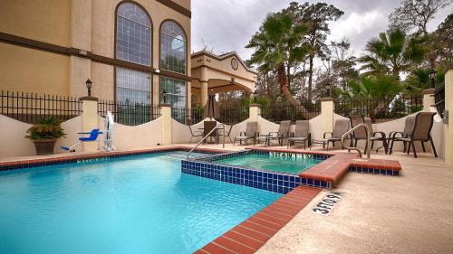 New Caney Hotel | Best Western Plus New Caney Inn & Suites