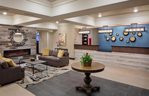 Fort Morgan Hotel | Best Western Plus Overland Inn