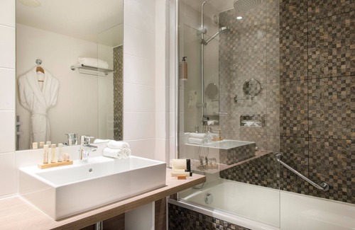 Saclay Hotel | Best Western Plus Paris Saclay