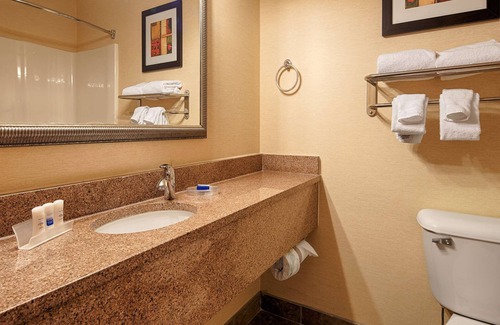 Mitchell Hotel | Best Western Plus Pontoon Beach