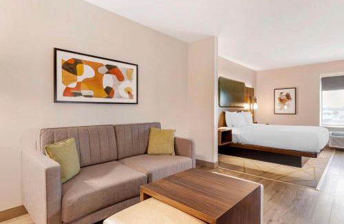 Brownwood Hotel | Best Western Plus Riata