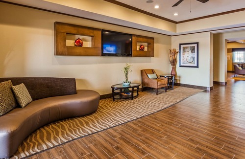 Seminole Hotel | Best Western Plus Seminole Hotel & Suites