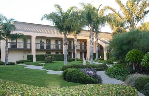 Goleta Hotel | Best Western Plus South Coast Inn
