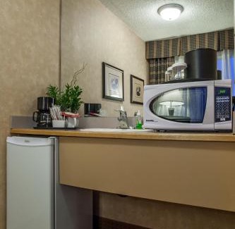 Connaught Hotel | Best Western Plus Suites Downtown Calgary
