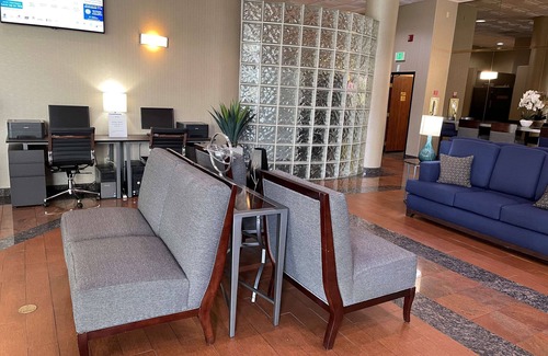 Inglewood Hotel | Best Western Plus Suites Hotel - Los Angeles LAX Airport