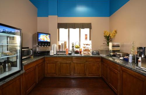 Inglewood Hotel | Best Western Plus Suites Hotel - Los Angeles LAX Airport