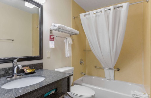 Farmington Hotel | Best Western Plus The Four Corners Inn