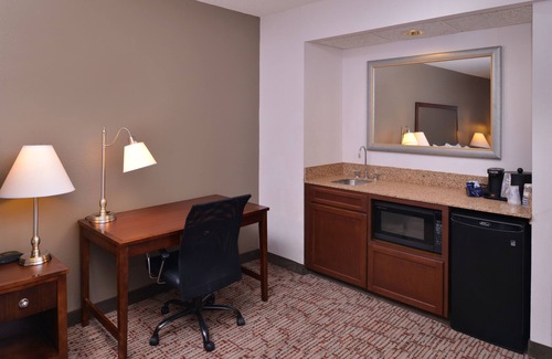 Wichita Hotel | Best Western Plus Wichita West Airport Inn