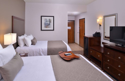 Wichita Hotel | Best Western Plus Wichita West Airport Inn